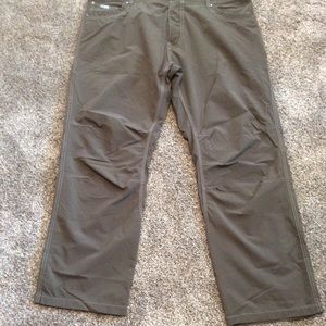Men’s Kuhl Pants Born In The Mountains 40 x 30